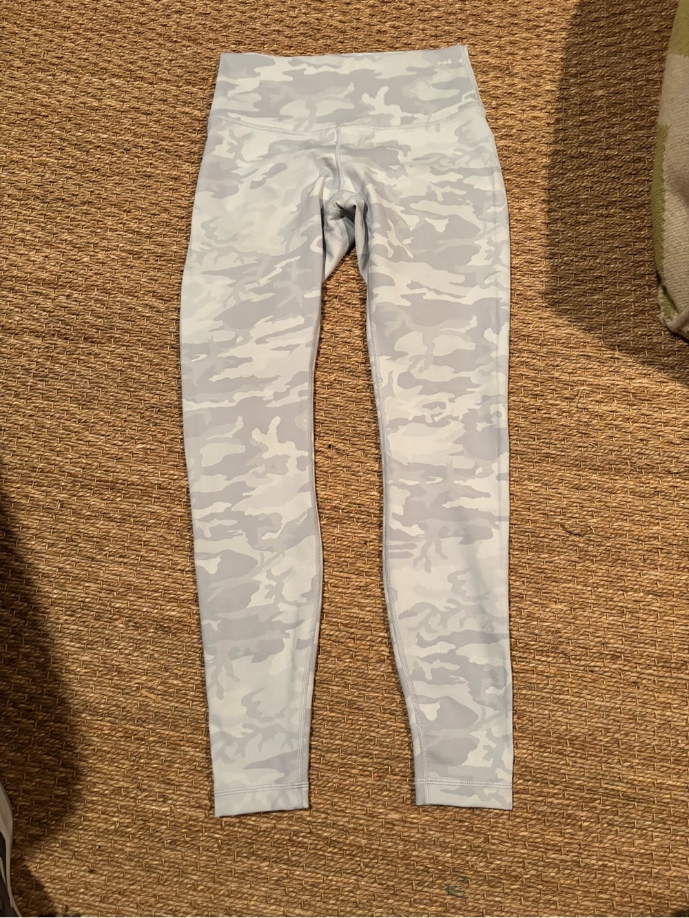 Lululemon Align High-Rise Pant (Camo Print) size 8